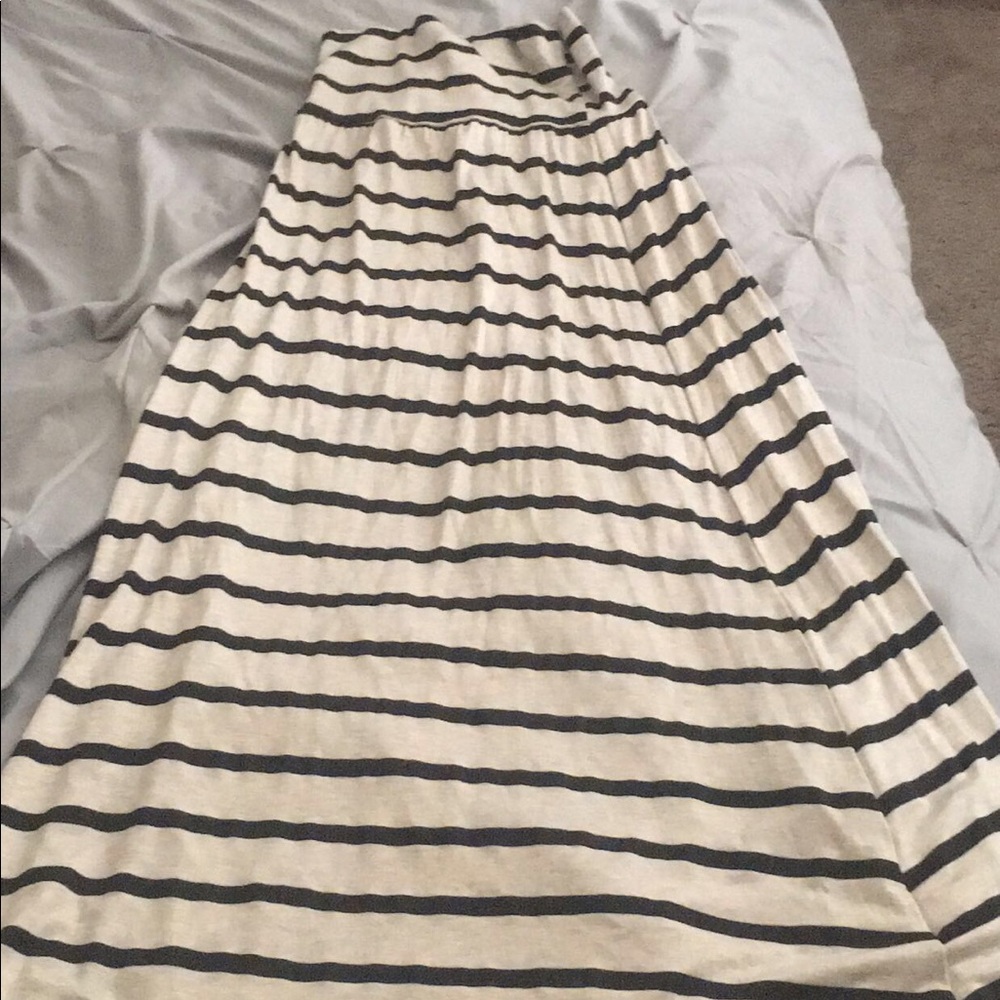 Windsor maxi skirt